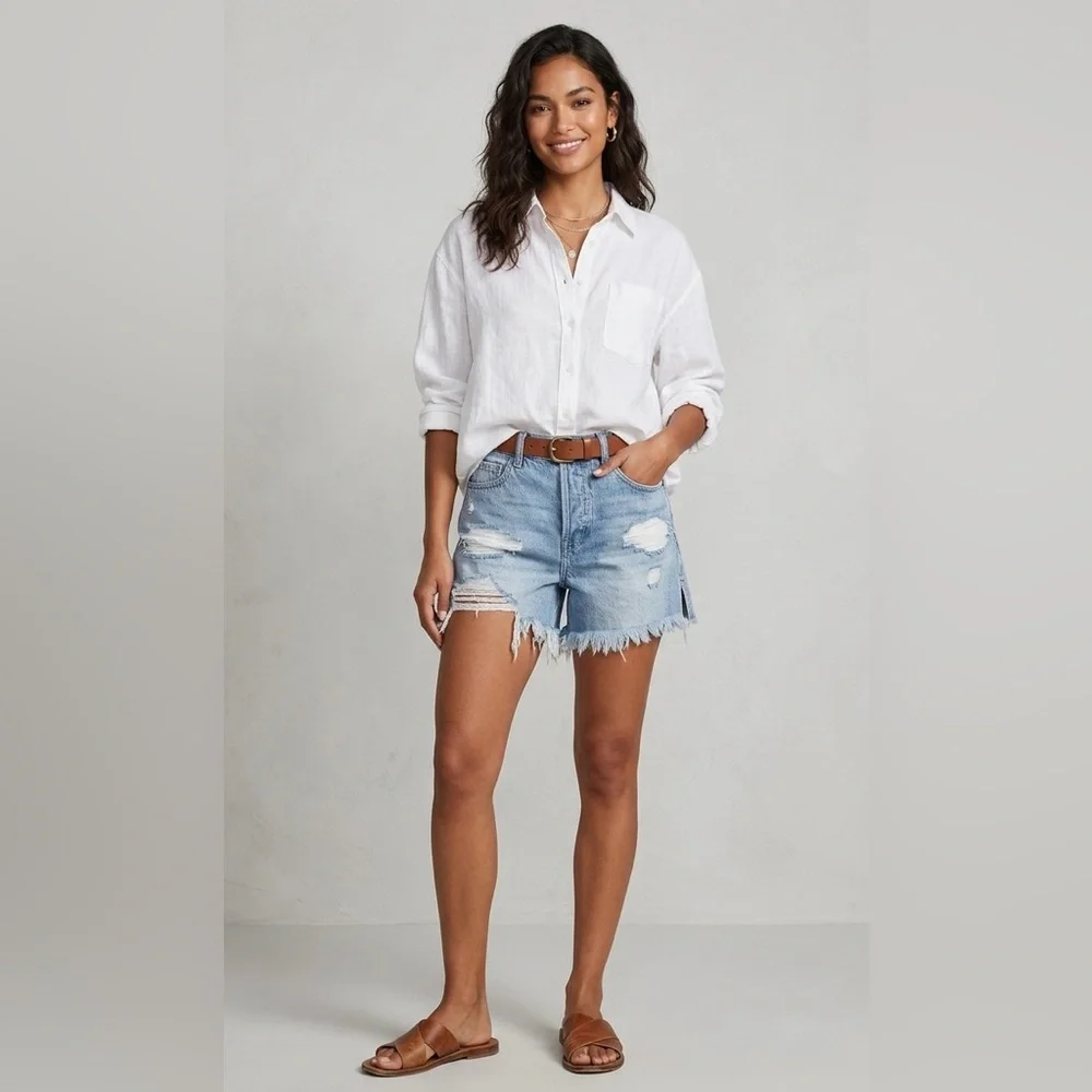 Pistola High Rise‎ Distressed Denim Shorts - Raw Hem Light Wash - Size 25
